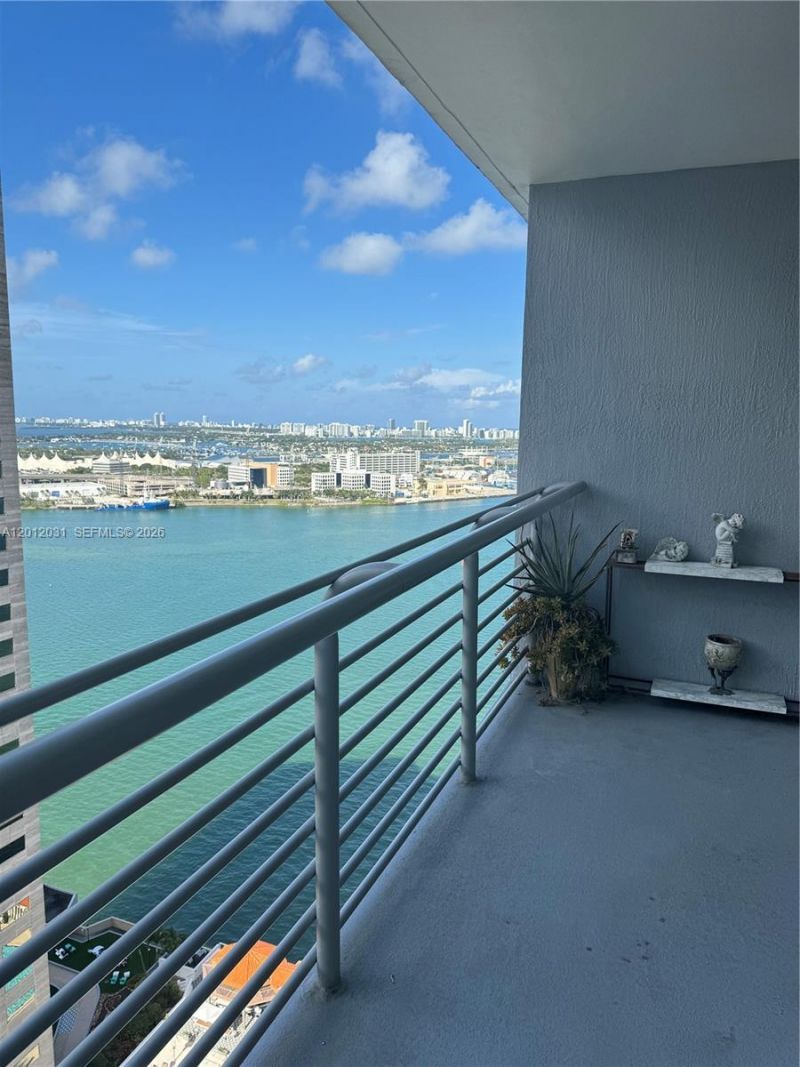 335 S Biscayne Blvd, Unit 2900, Miami, FL 33131 Photo