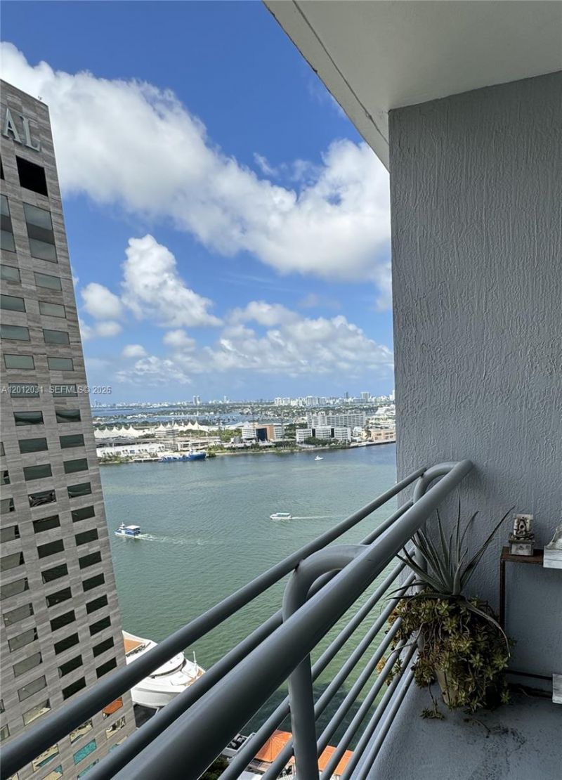 335 S Biscayne Blvd, Unit 2900, Miami, FL 33131 Photo