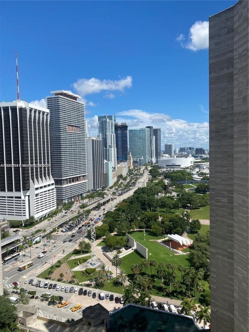 335 S Biscayne Blvd, Unit 2900, Miami, FL 33131 Photo