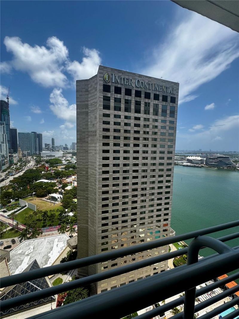 335 S Biscayne Blvd, Unit 2900, Miami, FL 33131 Photo