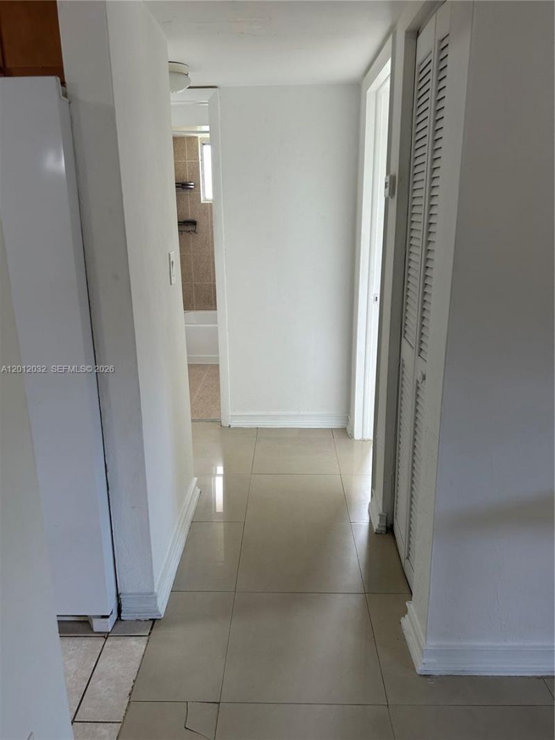 9445 SW 76th St, Unit U6, Miami, FL 33173 Photo