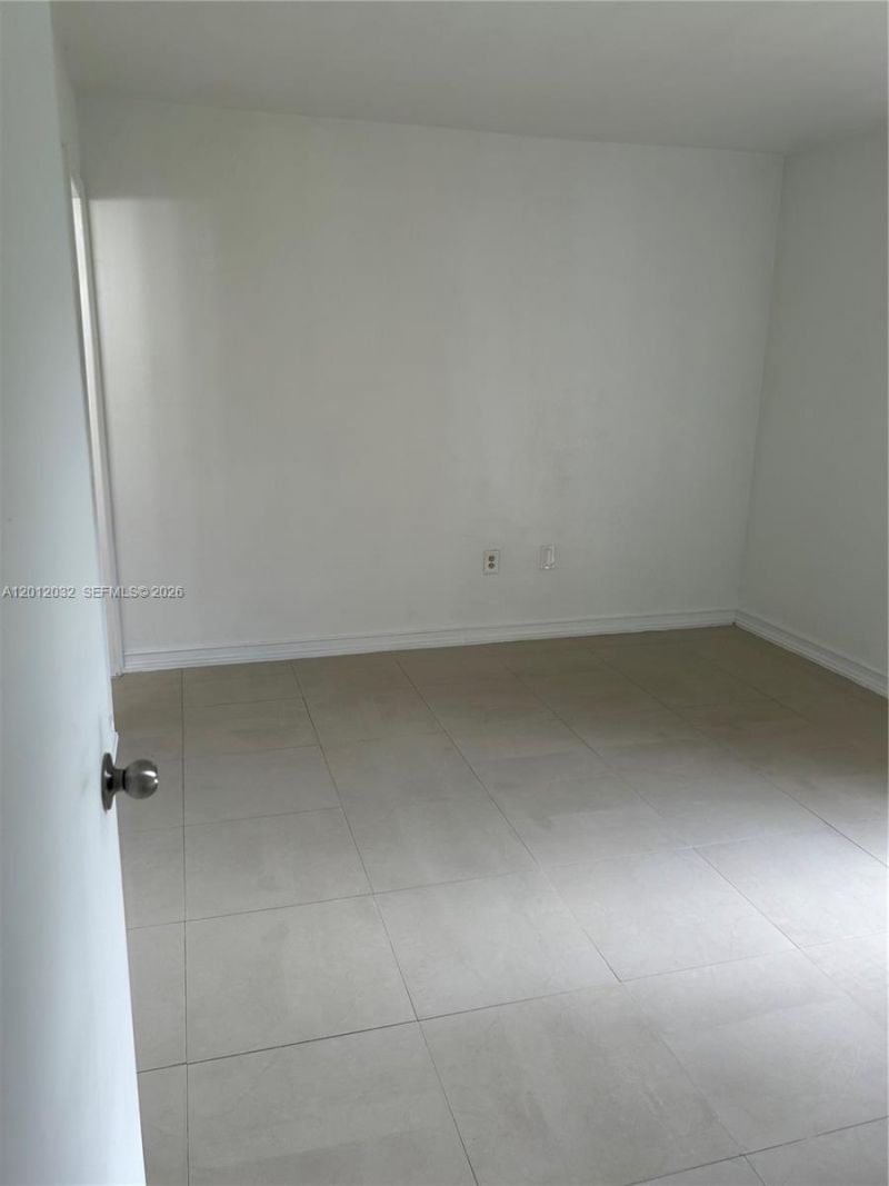 9445 SW 76th St, Unit U6, Miami, FL 33173 Photo