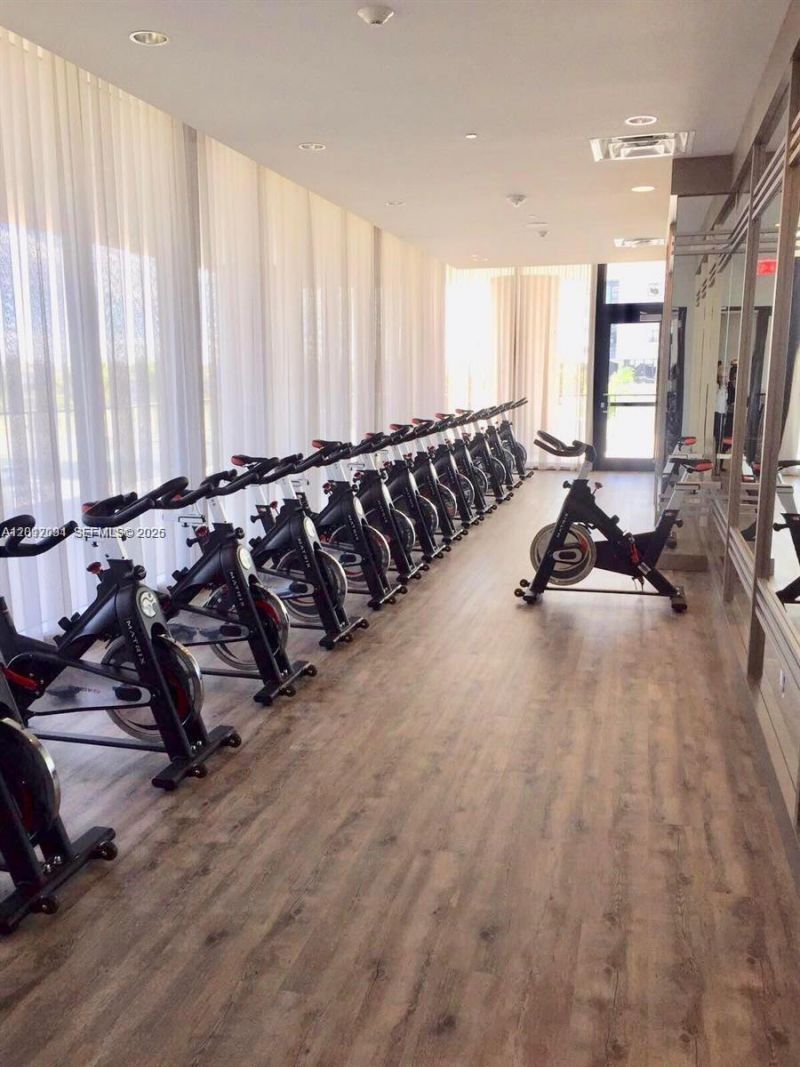 5300 Paseo Blvd, Unit 405, Doral, FL 33166 Photo