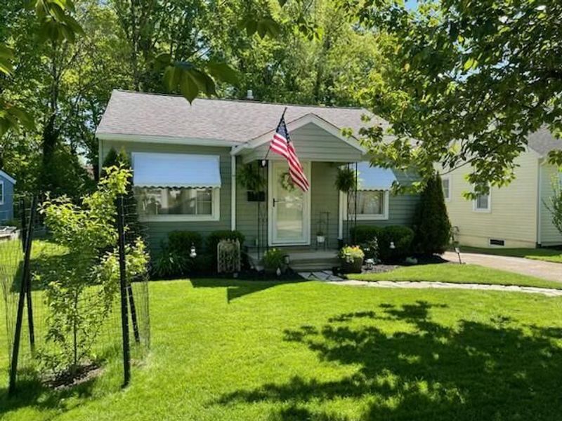 718 Oakwood Avenue, Lancaster, OH 43130 Photo 1