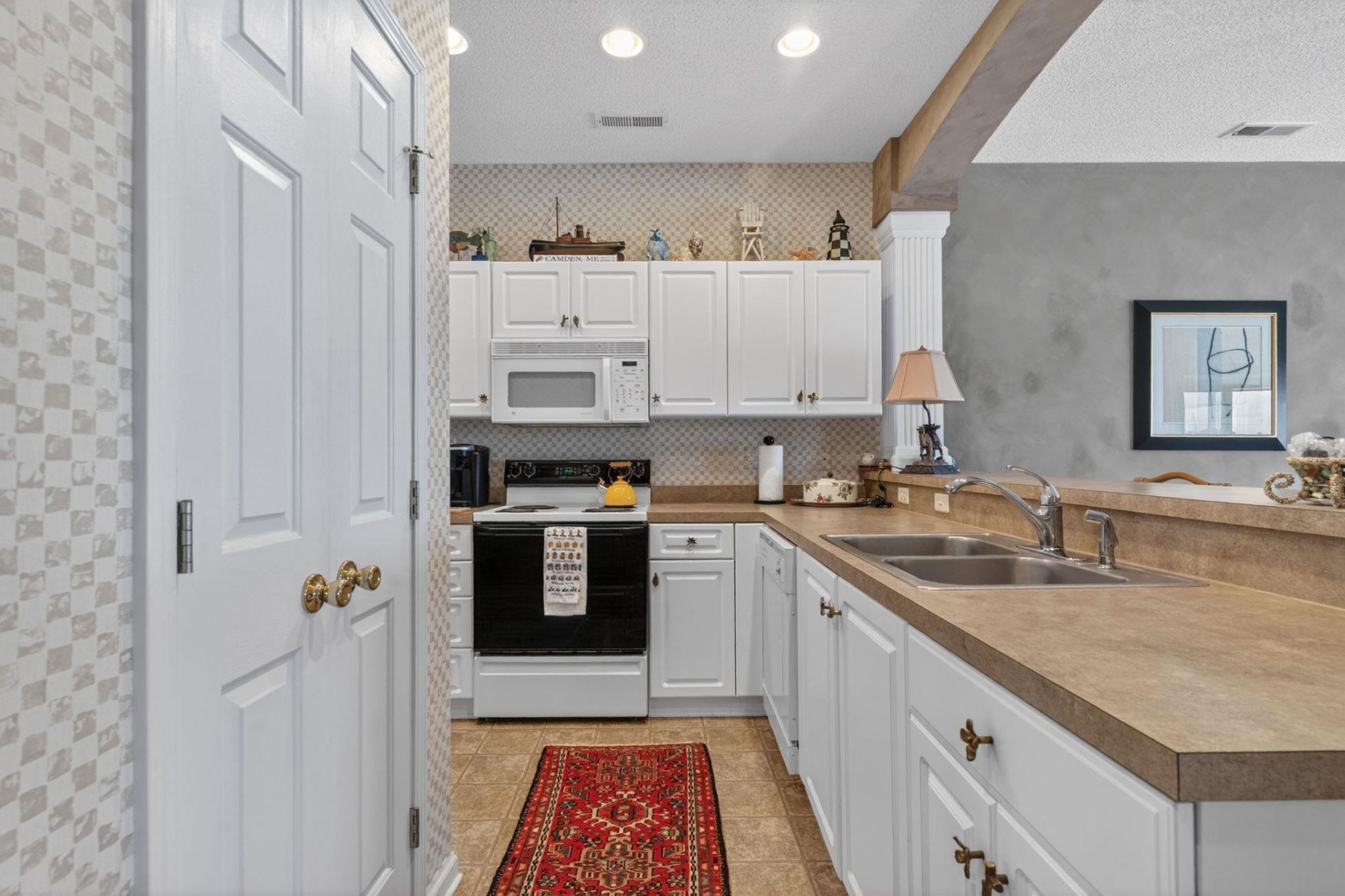 4609 Lightkeepers Way Photo 13