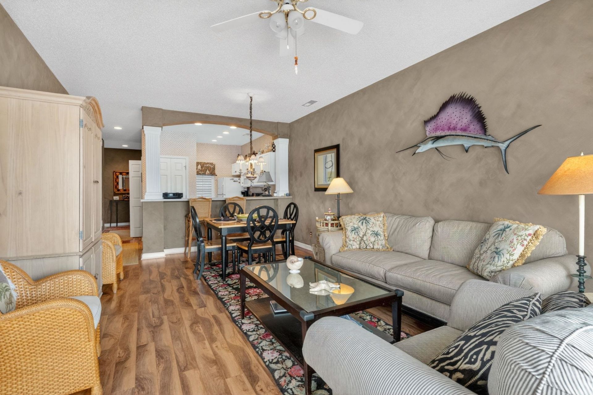 4609 Lightkeepers Way Photo 7