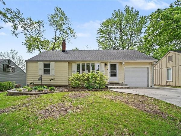 613 NE 43rd Terrace, Kansas City, MO 64116