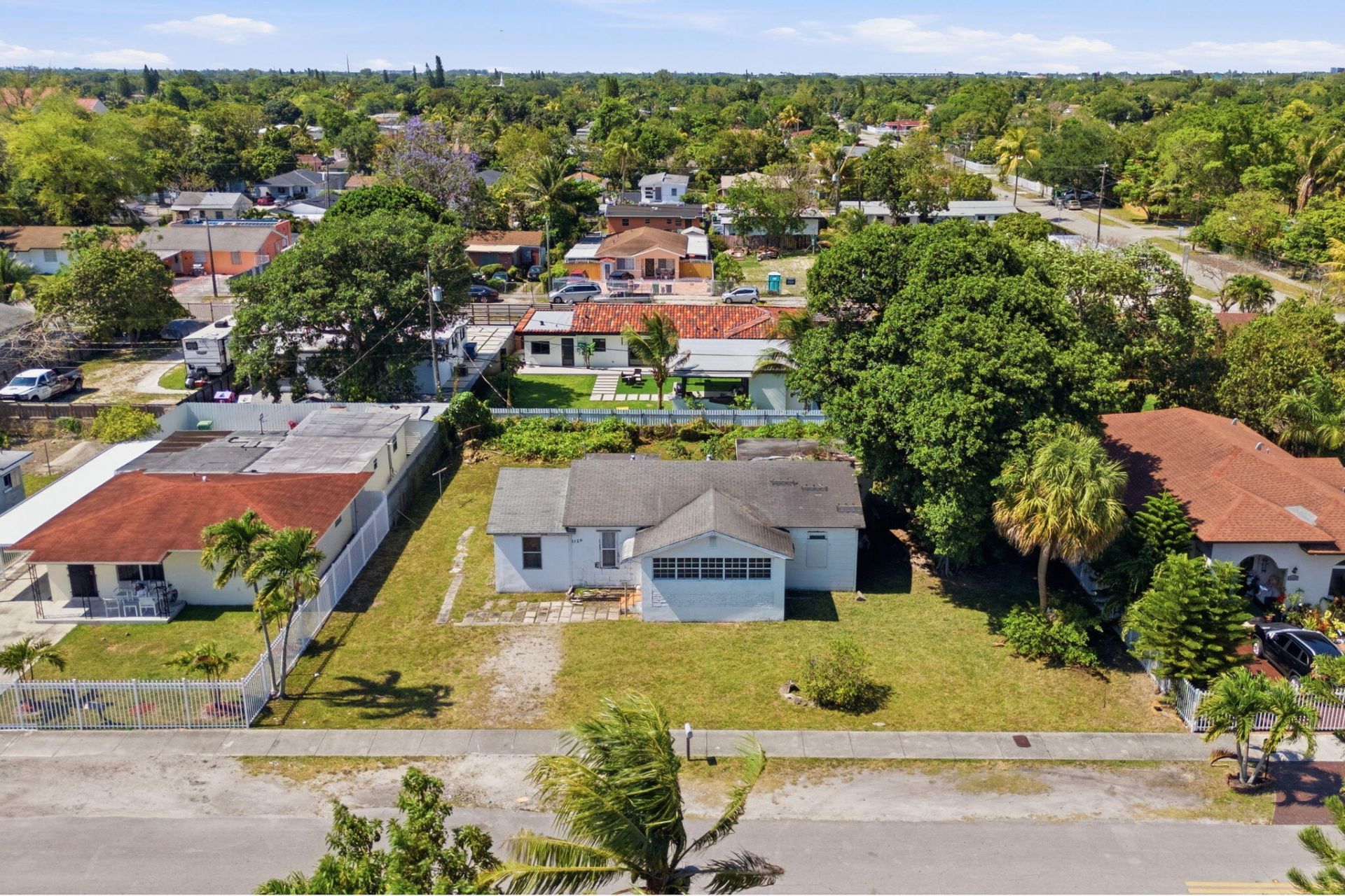 1129 NW 105th Street, Miami, FL 33150 Photo
