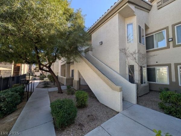 3925 Lazy Pine Street , Unit 201, Las Vegas, NV 89108