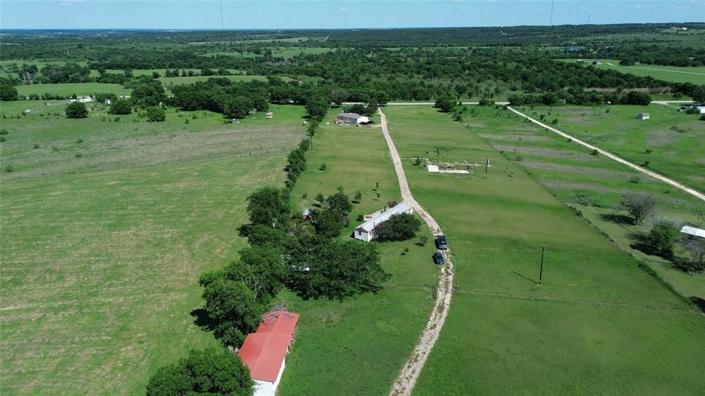376 Love Lane, Moody, TX 76557 Main Photo