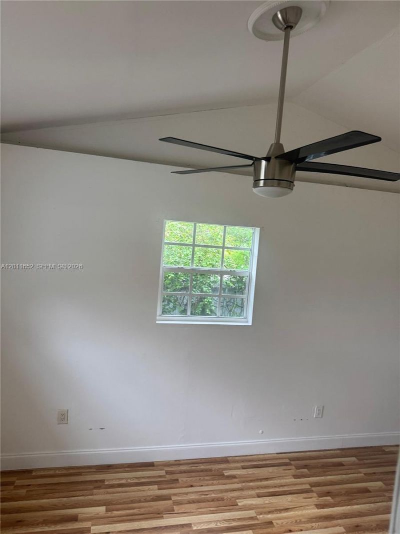 411 NW 106th St, Miami, FL 33150 Photo