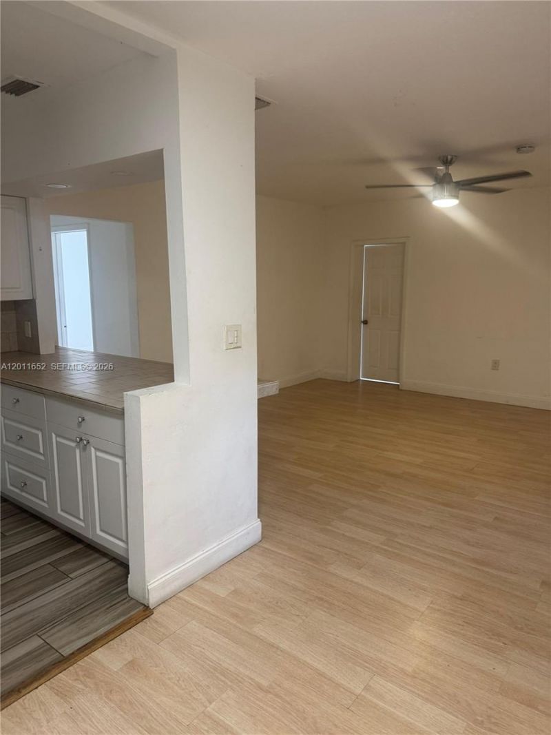 411 NW 106th St, Miami, FL 33150 Photo