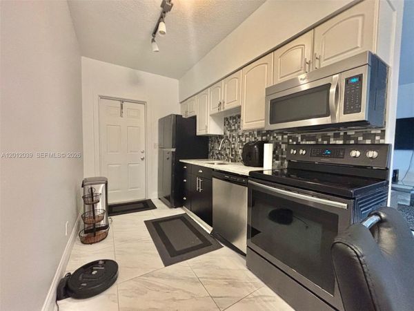 2200 S Ocean Dr , Unit N109, Hollywood, FL 33019