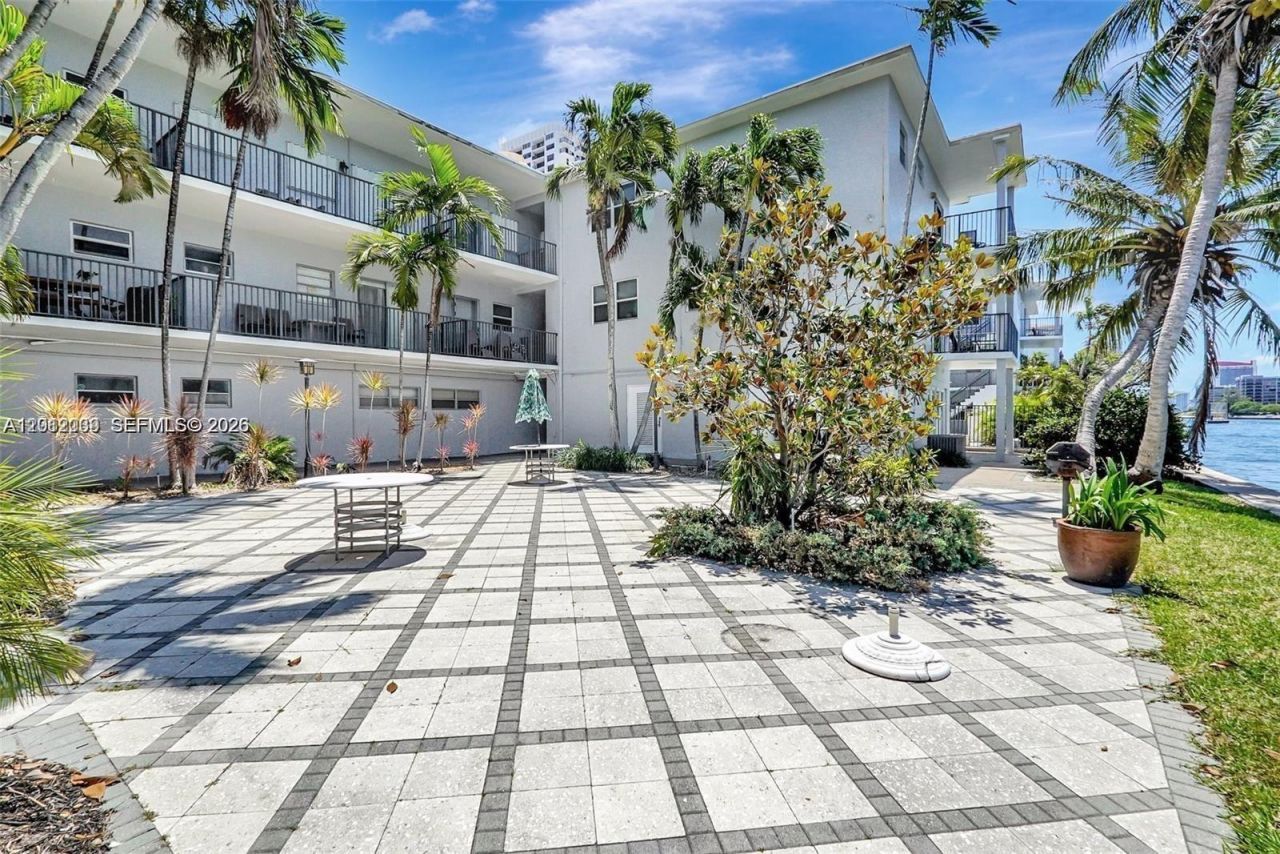 2200 S Ocean Dr, Unit N109, Hollywood, FL 33019 Photo