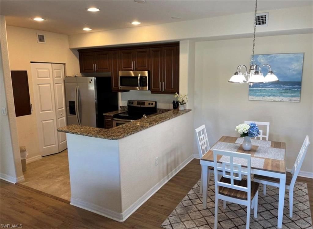 13180 Bella Casa Cir , Unit 273, Fort Myers, FL 33966 Photo