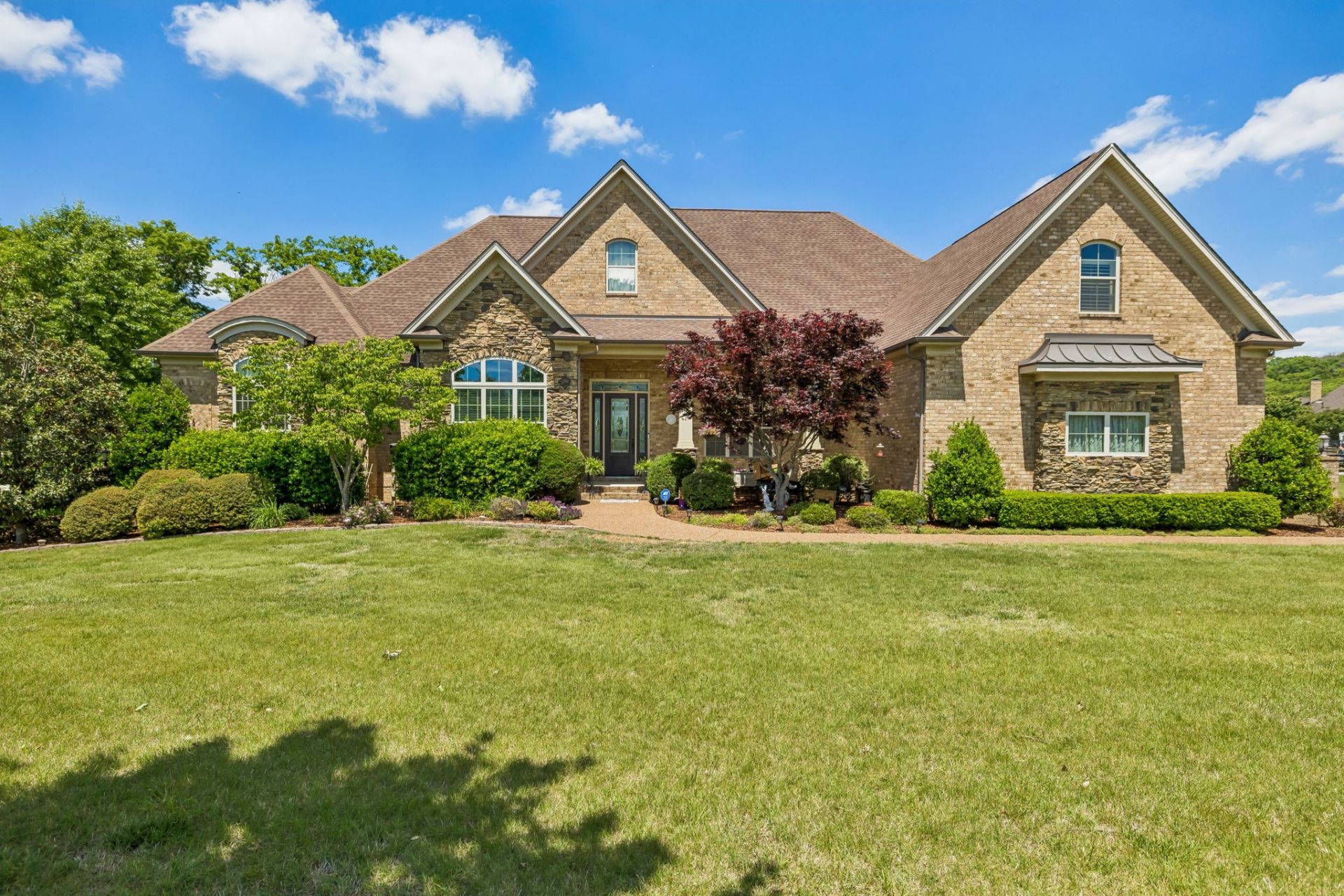 2534 Belle Brook Dr, Franklin, TN 37067 Main Photo