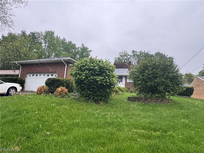 5606 Chandler Avenue NW, North Canton, OH 44720 Photo 9