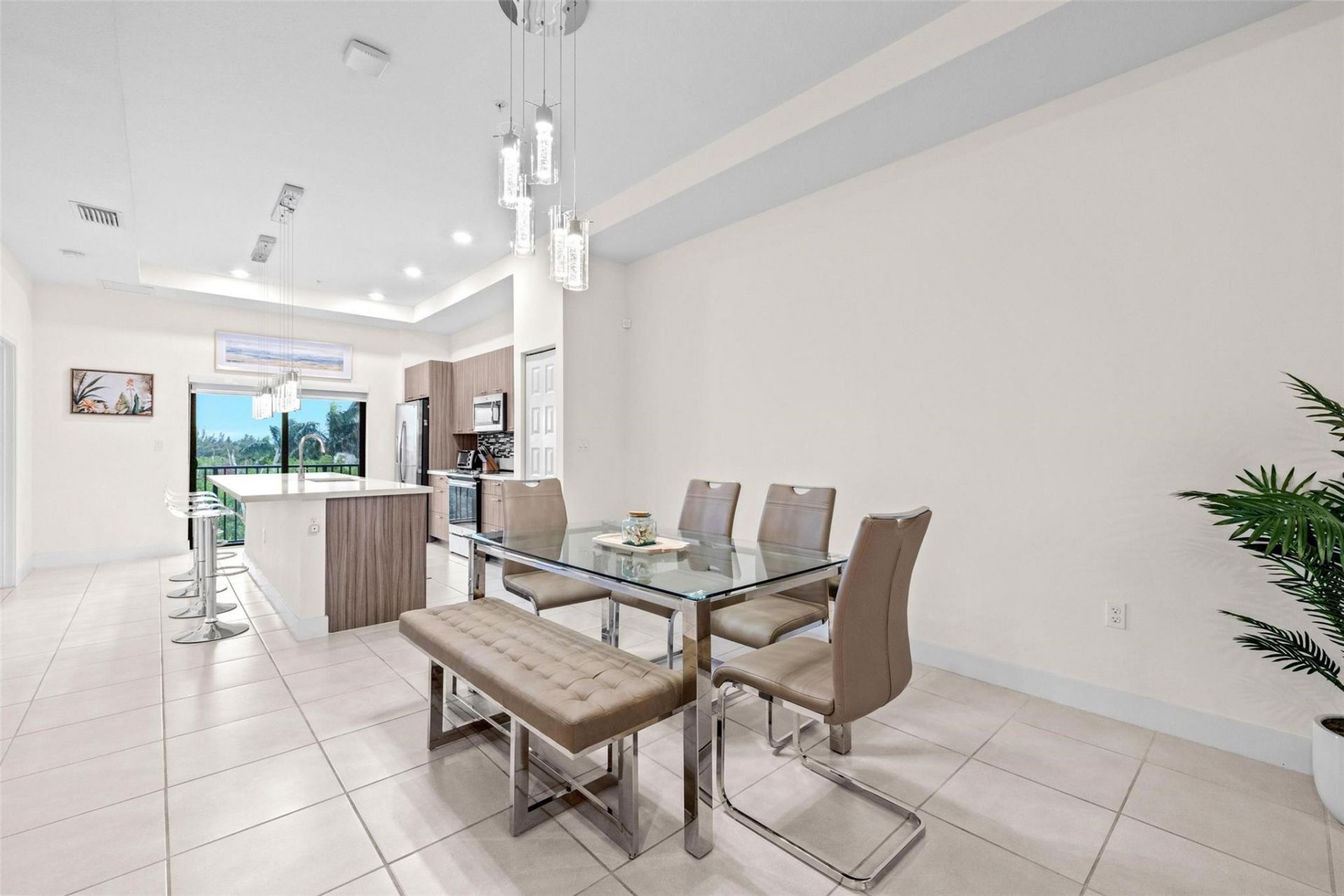 8055 NW 104th Avenue, Unit 33, Doral, FL 33178 Photo
