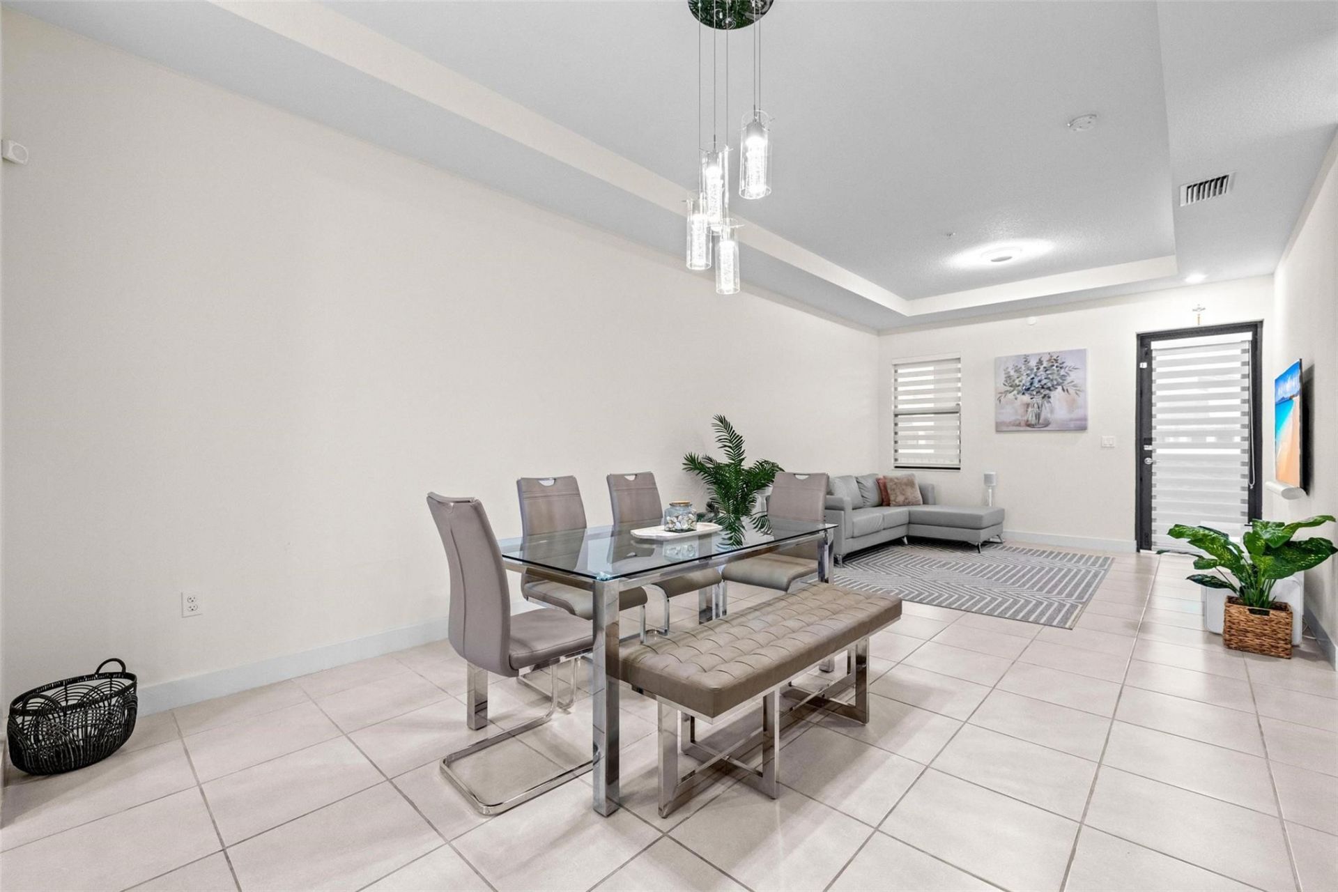 8055 NW 104th Avenue, Unit 33, Doral, FL 33178 Photo