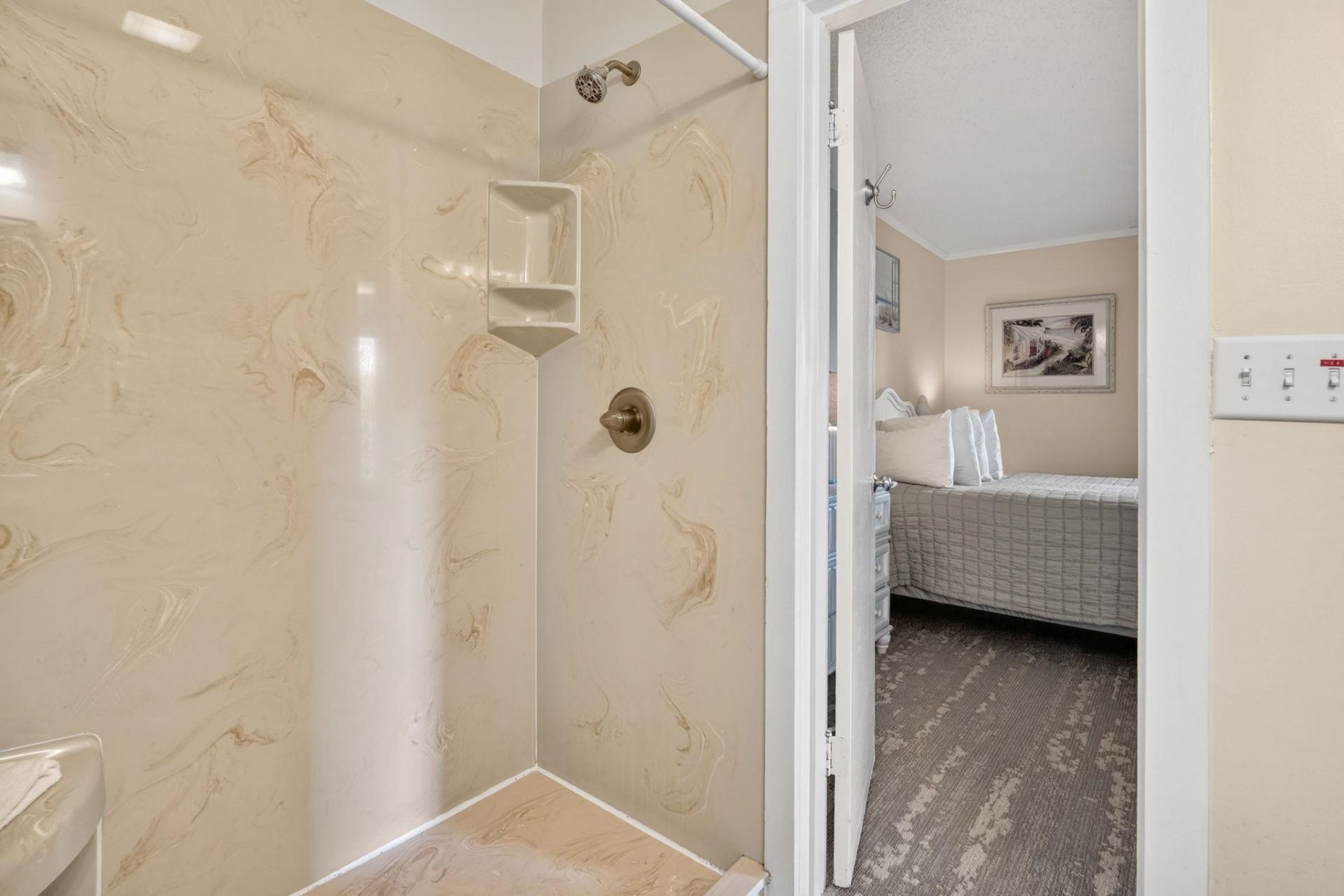 415 Ocean Creek Dr.  Photo 11