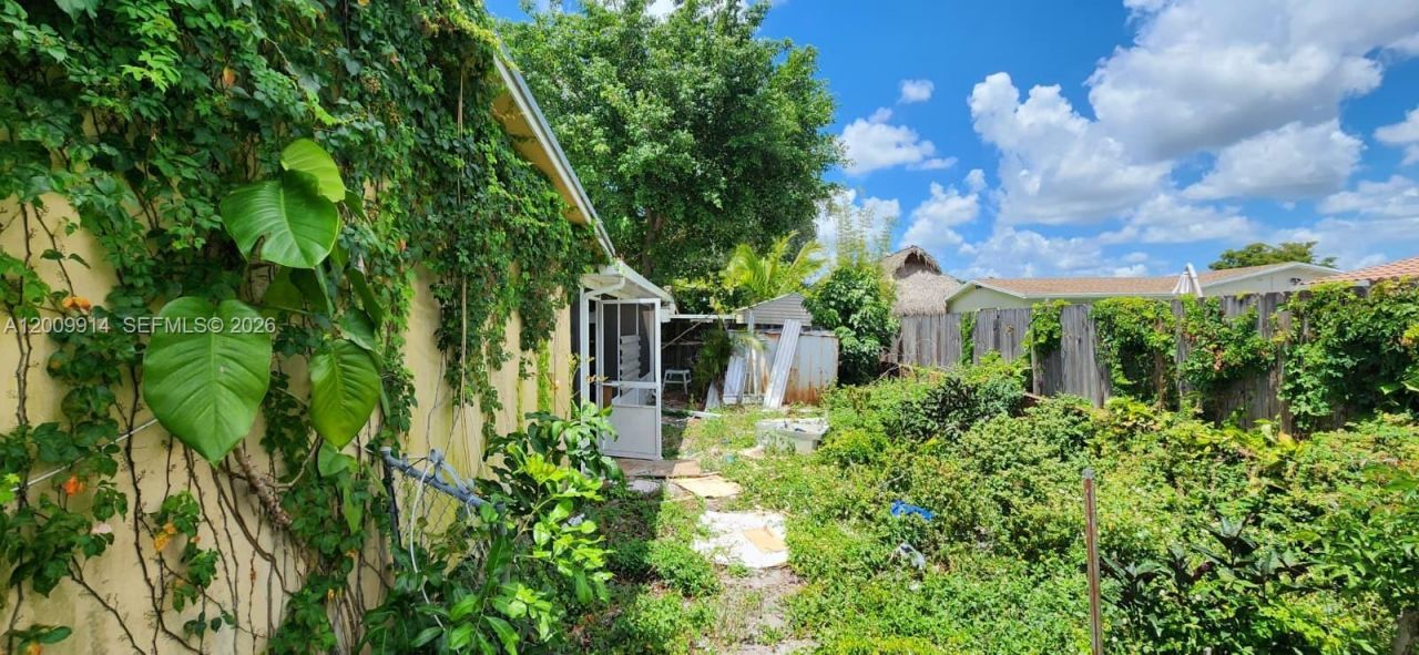9401 NW 19th St, Pembroke Pines, FL 33024 Photo