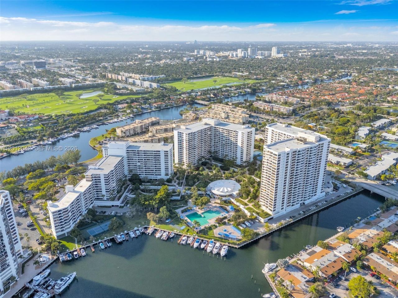 500 Three Islands Blvd, Unit 226, Hallandale Beach, FL 33009 Photo