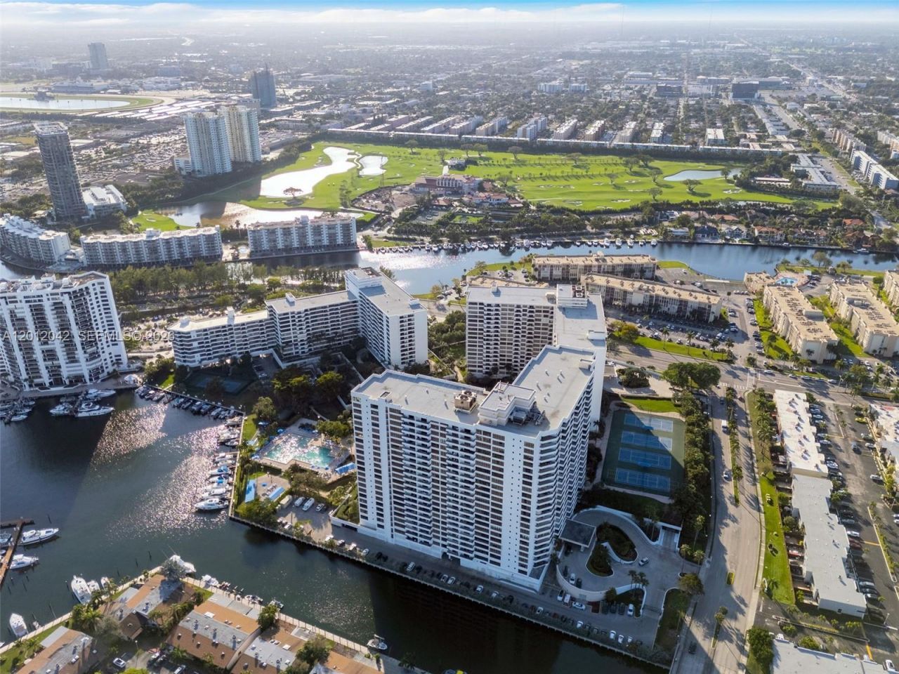 500 Three Islands Blvd, Unit 226, Hallandale Beach, FL 33009 Photo