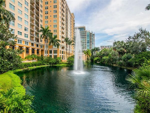 750 N TAMIAMI TRAIL , Unit 708, SARASOTA, FL 34236