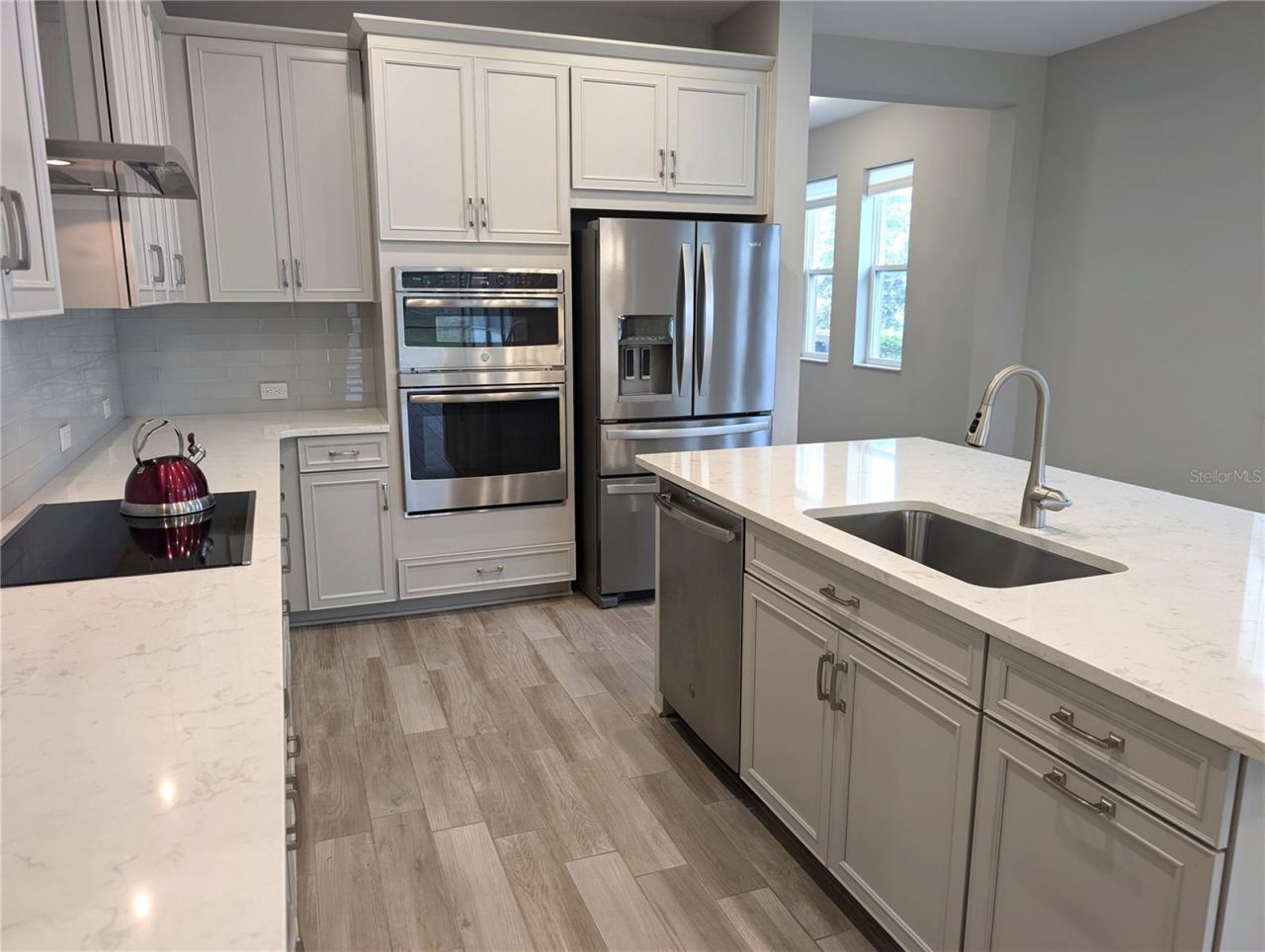 8545 Cache Drive, Sarasota, FL 34240 Photo