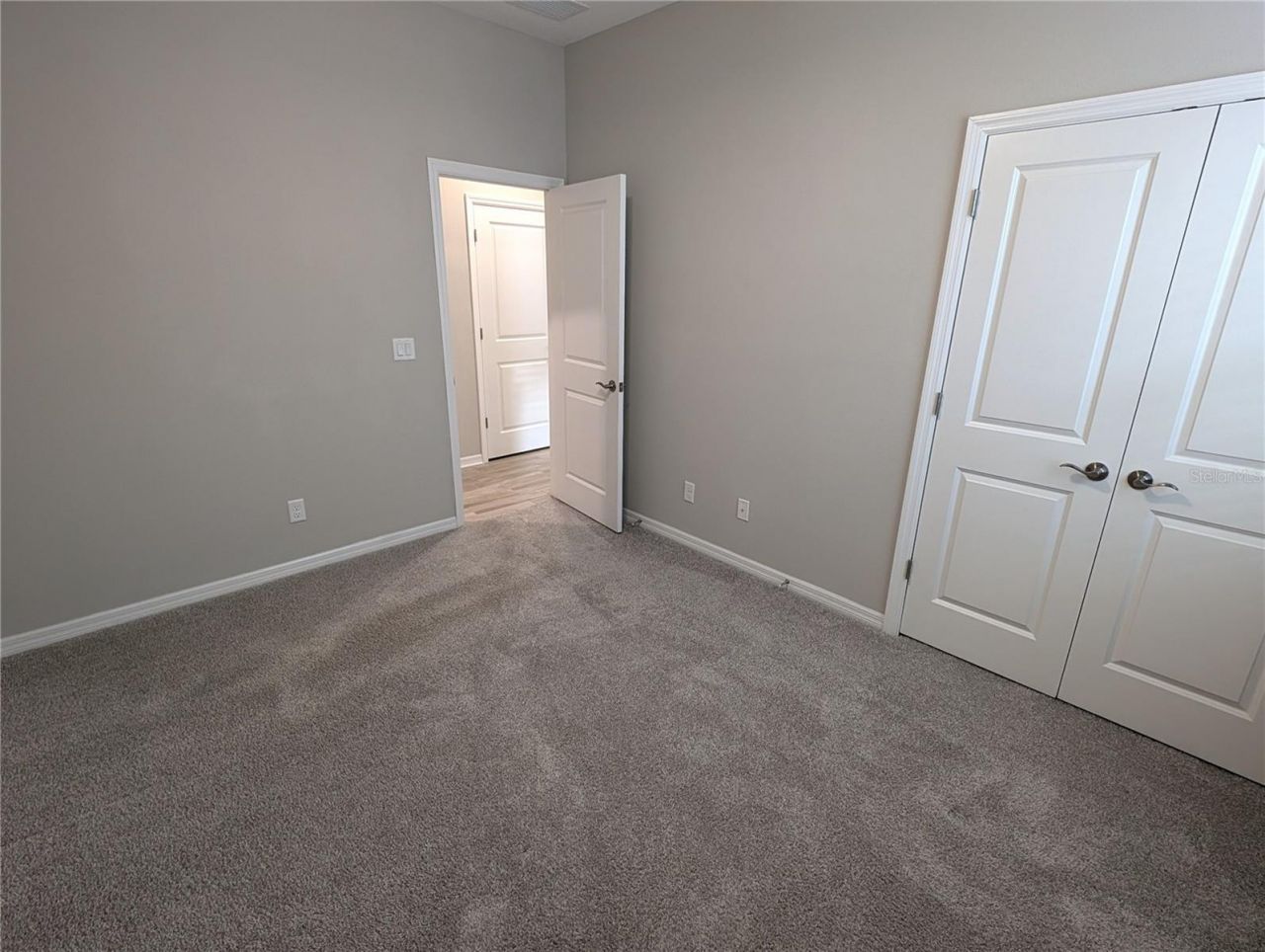 8545 Cache Drive, Sarasota, FL 34240 Photo
