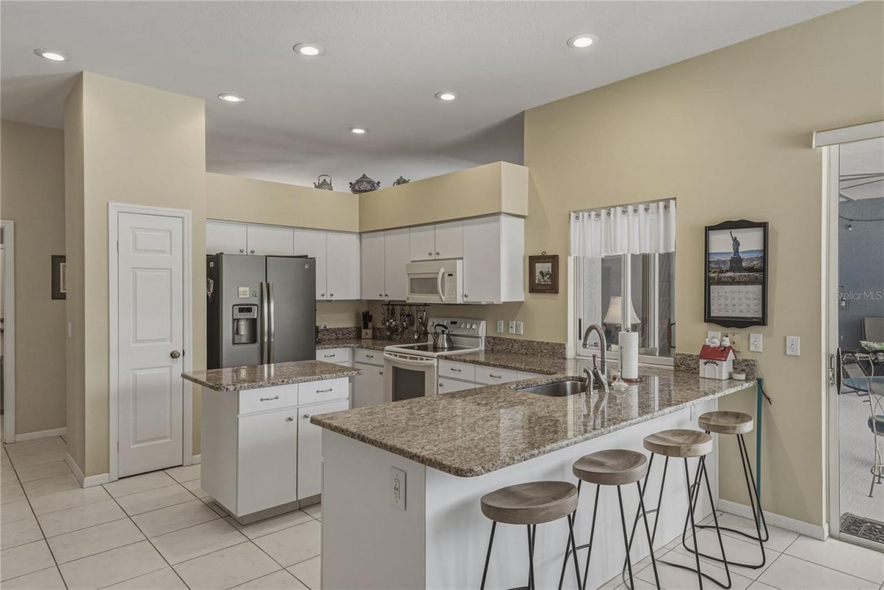 2624 Crestfield Drive, Valrico, FL 33596 Photo