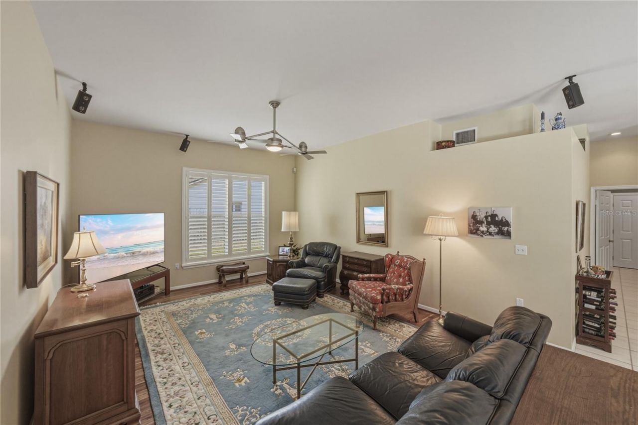 2624 Crestfield Drive, Valrico, FL 33596 Photo