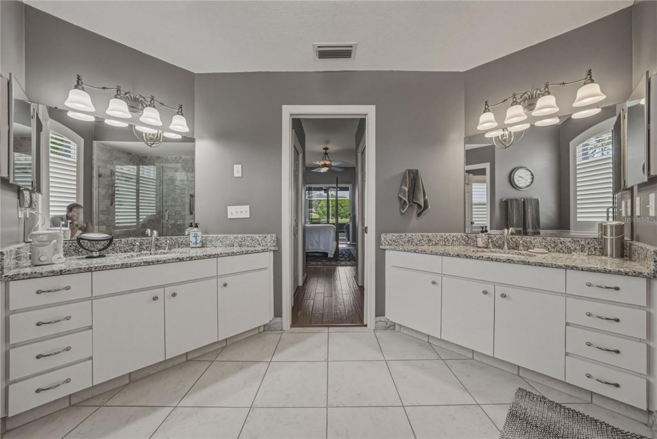 2624 Crestfield Drive, Valrico, FL 33596 Photo