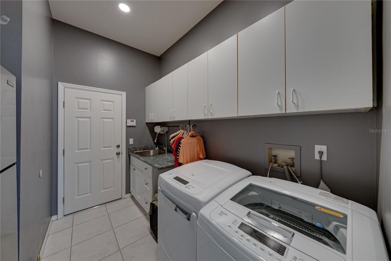 2624 Crestfield Drive, Valrico, FL 33596 Photo