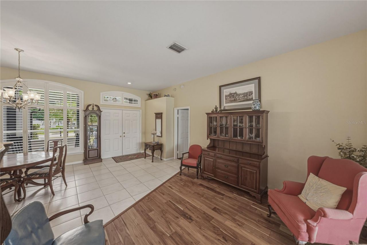 2624 Crestfield Drive, Valrico, FL 33596 Photo