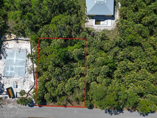 LEESBURG AVENUE , NORTH PORT, FL 34288