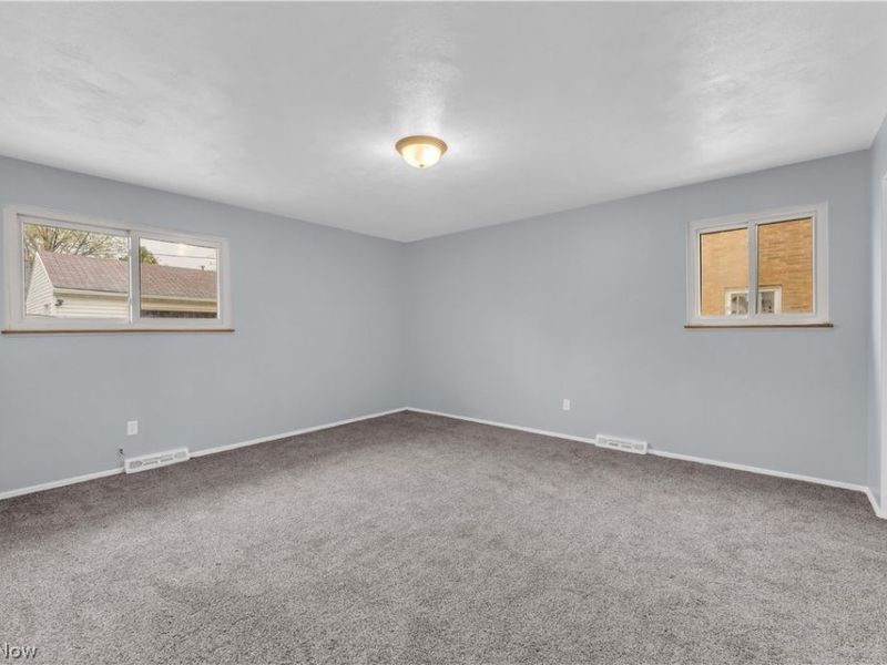 927 E 216th Street, Euclid, OH 44119 Photo 14