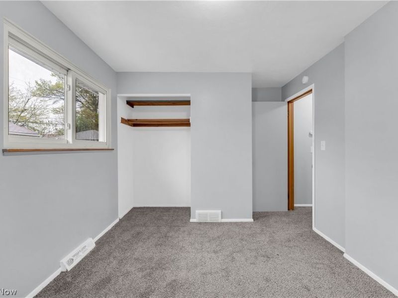 927 E 216th Street, Euclid, OH 44119 Photo 16