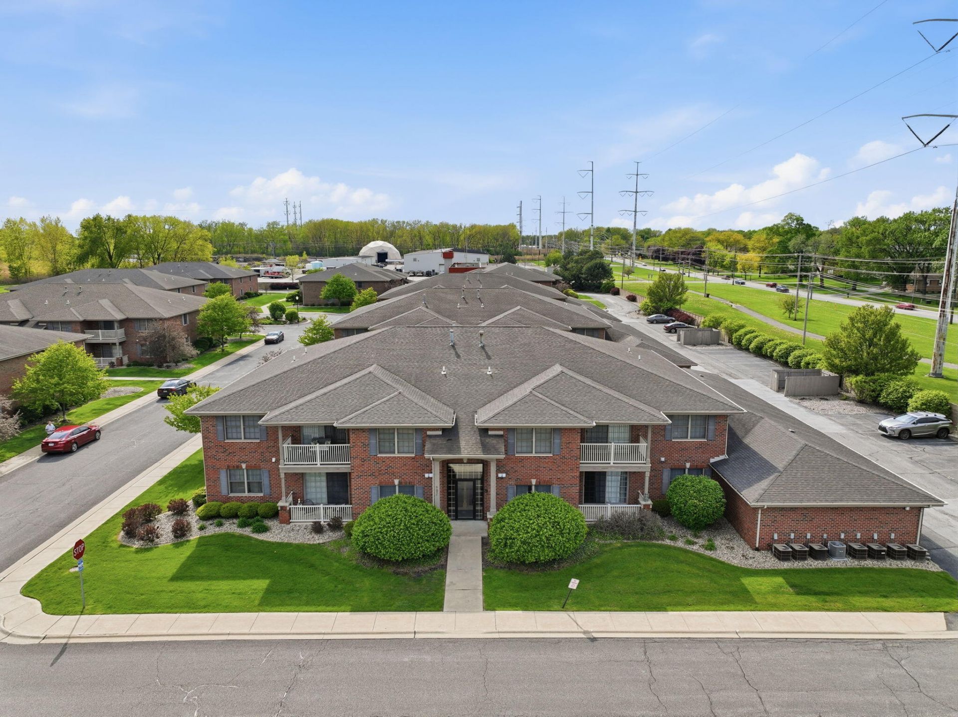 607 Cambridge Court , Unit 1b, Munster, IN 46321 Main Photo