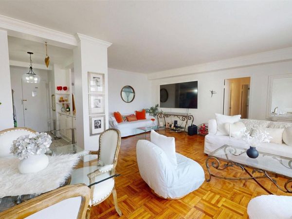 3 Fordham Hill Oval, Unit 8B, Bronx, NY 10468