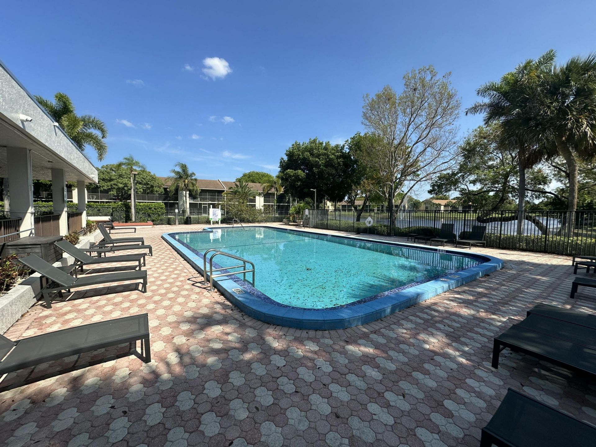 1250 S Military Trail, Unit Apt, 1612, Deerfield Beach, FL 33442 Photo