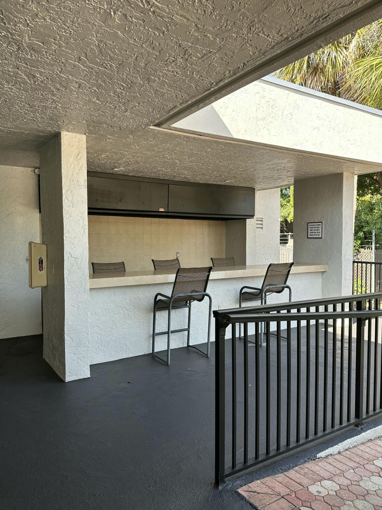 1250 S Military Trail, Unit Apt, 1612, Deerfield Beach, FL 33442 Photo