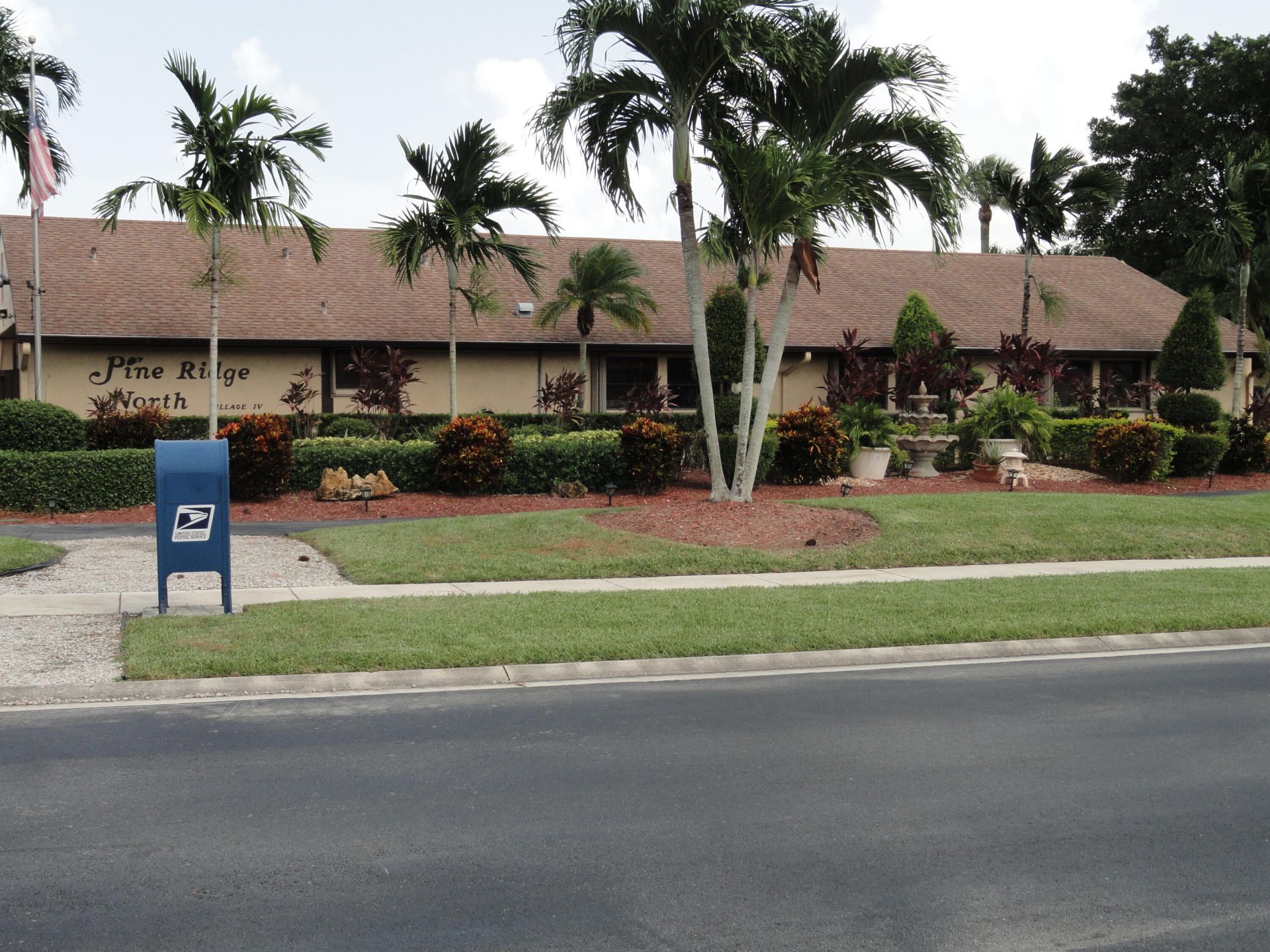801 Sky Pine Way, Unit F2, Greenacres, FL 33415 Photo