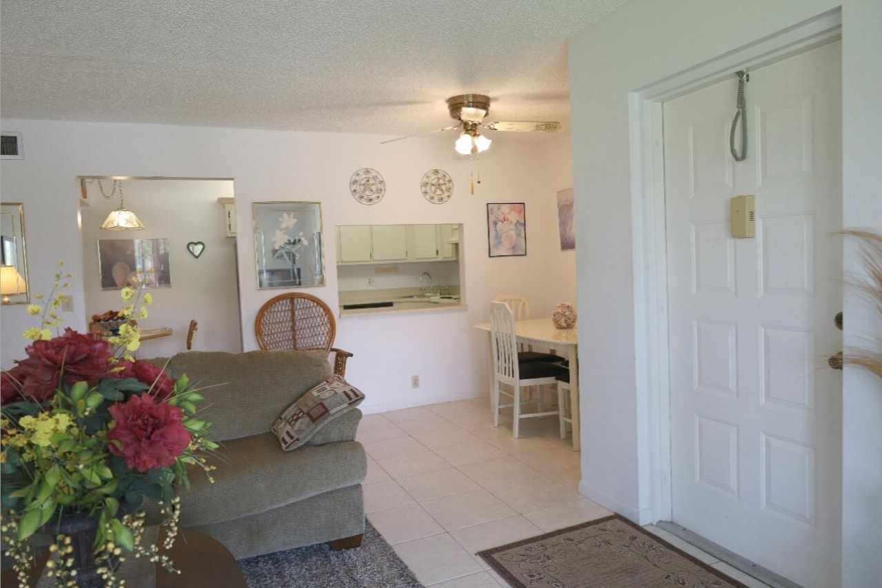 801 Sky Pine Way, Unit F2, Greenacres, FL 33415 Photo