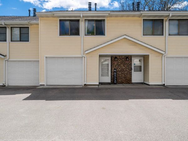 3235 Hill Ridge Drive, Eagan, MN 55121