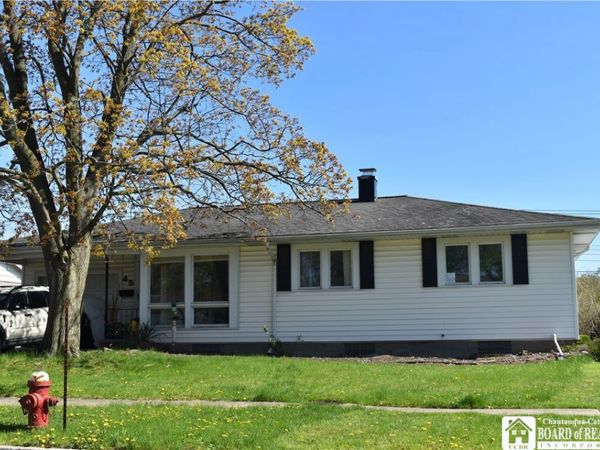 45 Idlewood Drive, Tonawanda, NY 14150