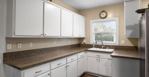 6870 S 14th Ave, Sacramento, CA 95820 Photo