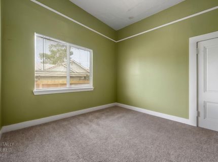 6870 S 14th Ave, Sacramento, CA 95820 Photo