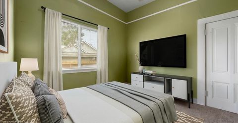 6870 S 14th Ave, Sacramento, CA 95820 Photo