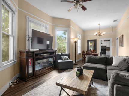 6870 S 14th Ave, Sacramento, CA 95820 Photo